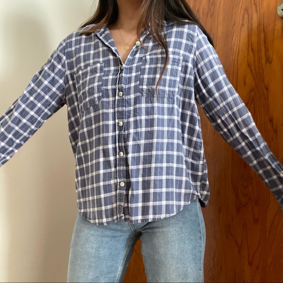 Universal Thread Button Up - Picture 1 of 3